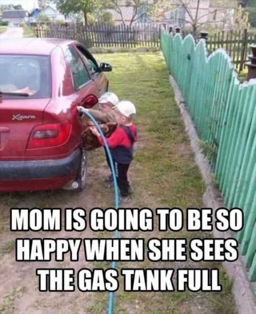 kids-filling-up-the-gas-tank-on-the-car.jpg