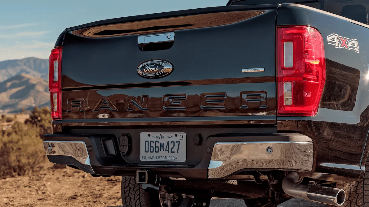 2019-Ford-Ranger-Lariat-4x4-Ecoboost-rear.webp