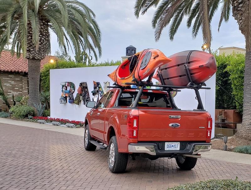 Lariat-SuperCab-w-Kayaks.jpg