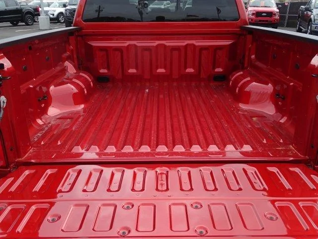 2019-ford-ranger-xlt-hot-pepper-red-metallic-tinted-clearcoat-5.webp