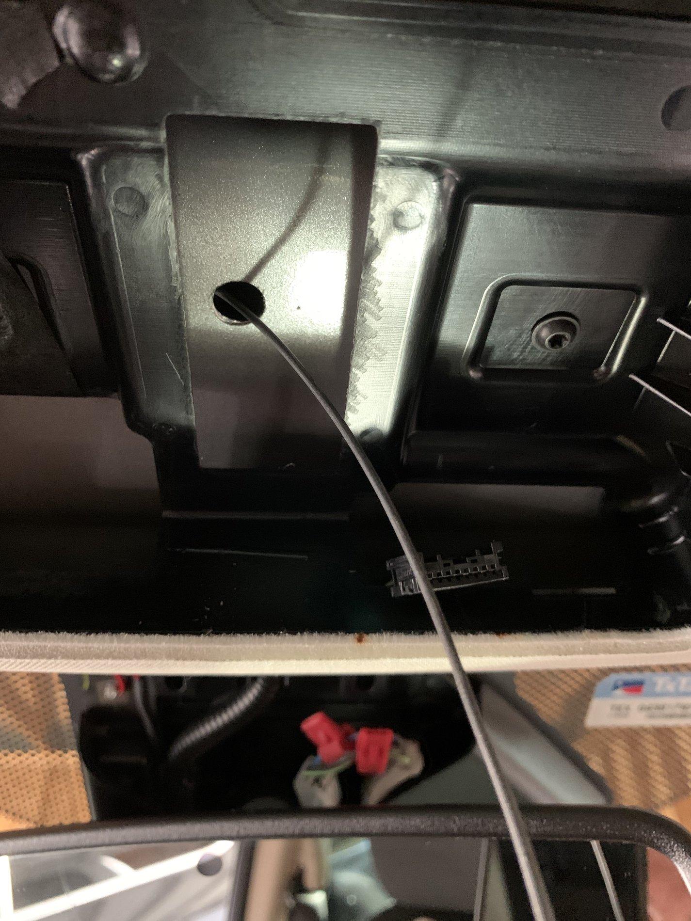 22-DrillHoleFishWireToVisorMountHole.jpg
