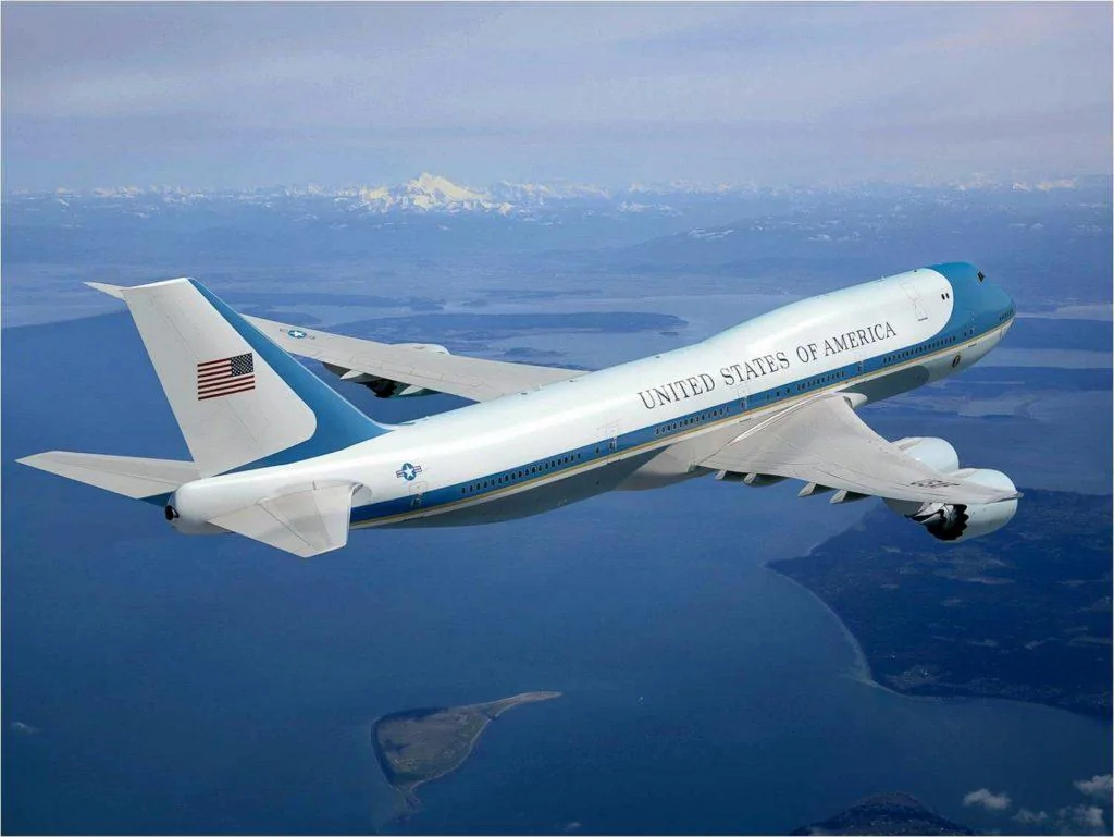 air-force-one-in-flight-1024x769.webp