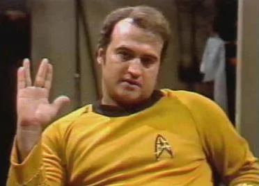 John_Belushi,_SNL_Vulcan_salute.webp