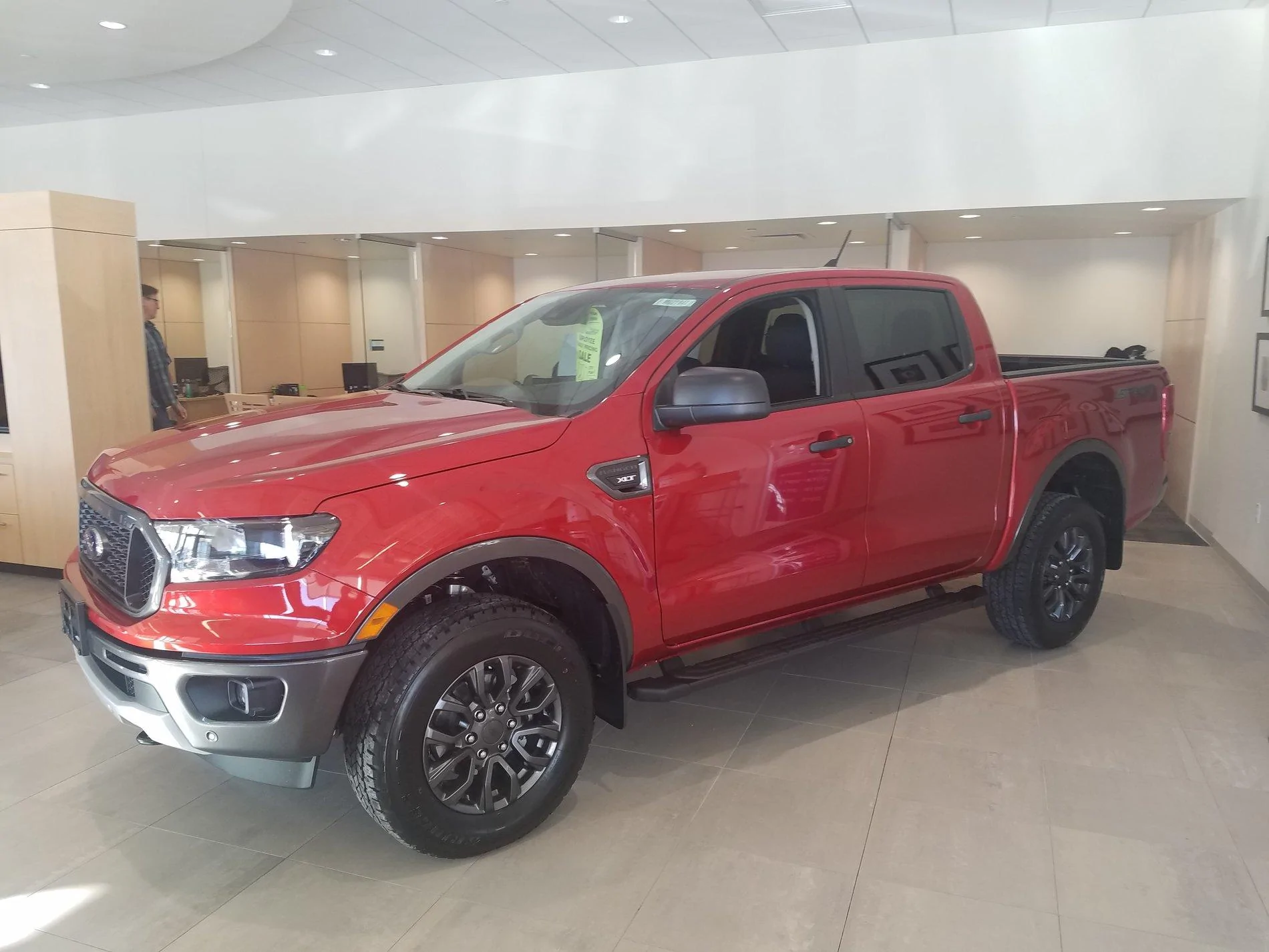 Ford_Ranger_indoors.webp