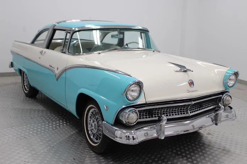 1955 Ford Fairlane.webp