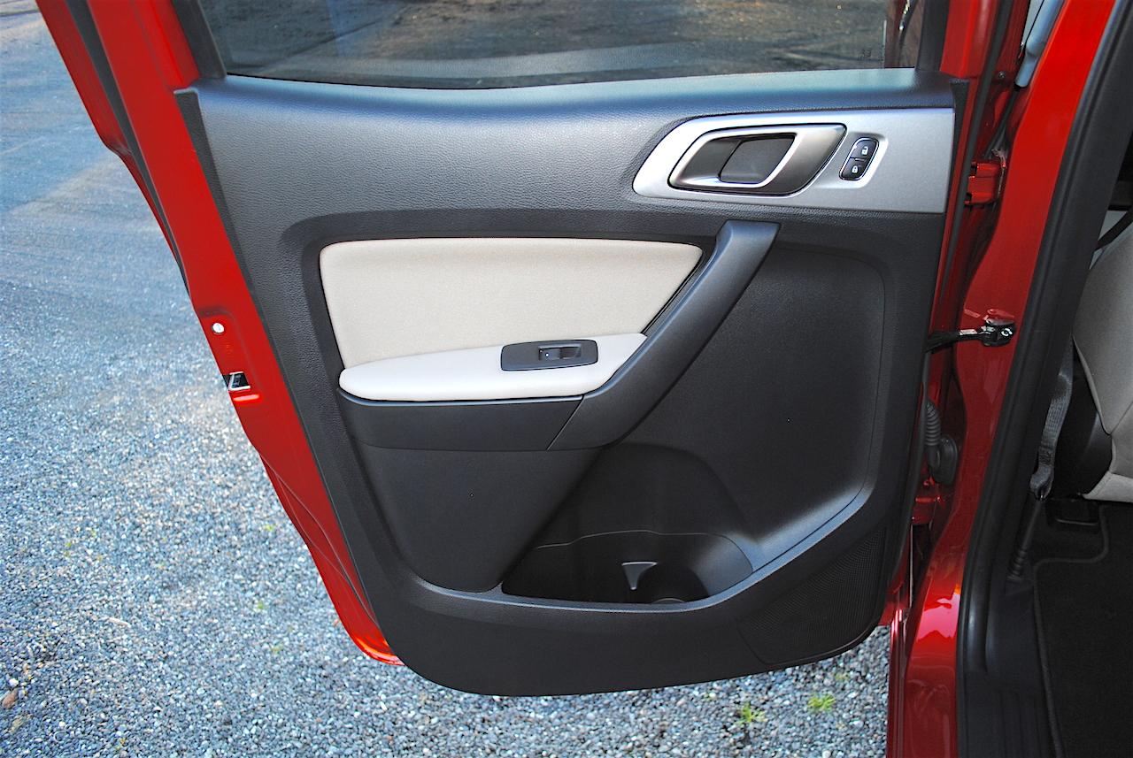 2019-Ford-Ranger-XLT-review-photos-AutoNation-046.jpg