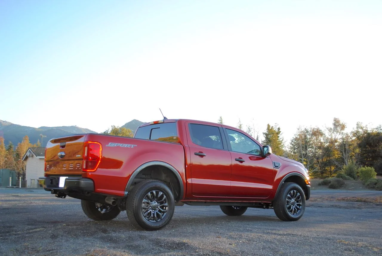 2019-Ford-Ranger-XLT-review-photos-AutoNation-006.webp