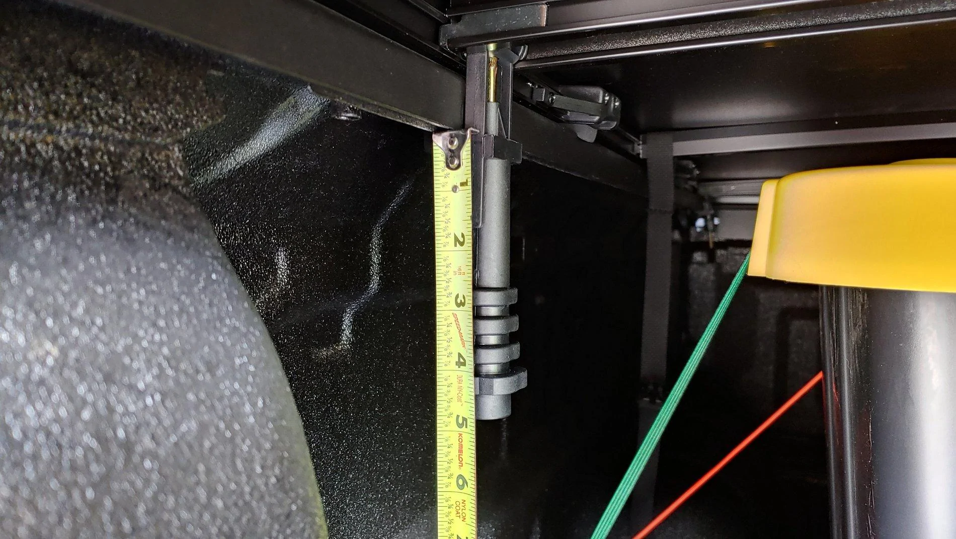 Cover rear clamp.webp