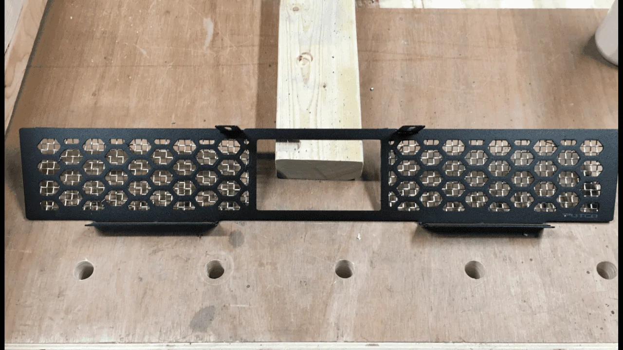 Lower grille front.webp
