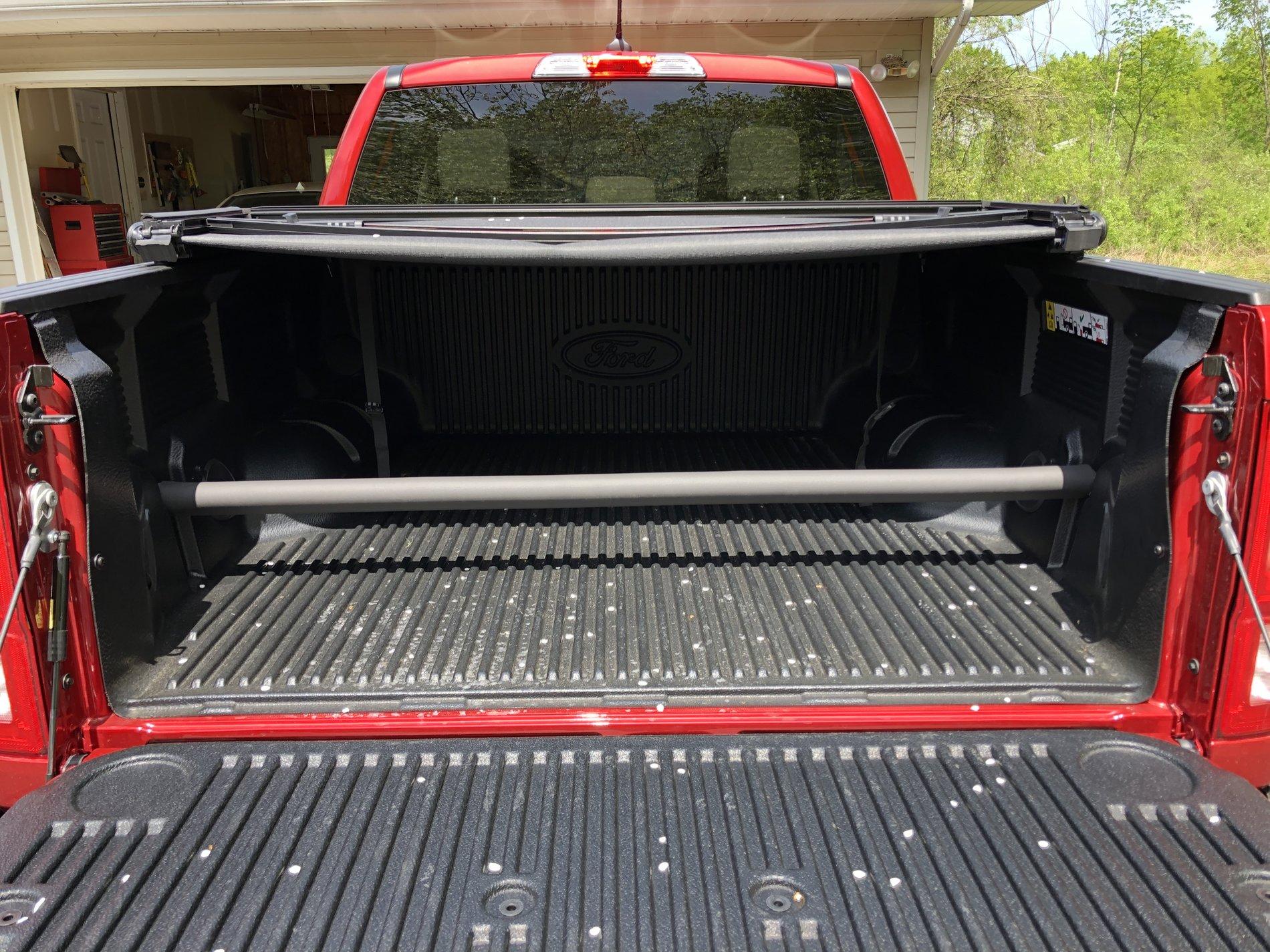 divider 2.jpg