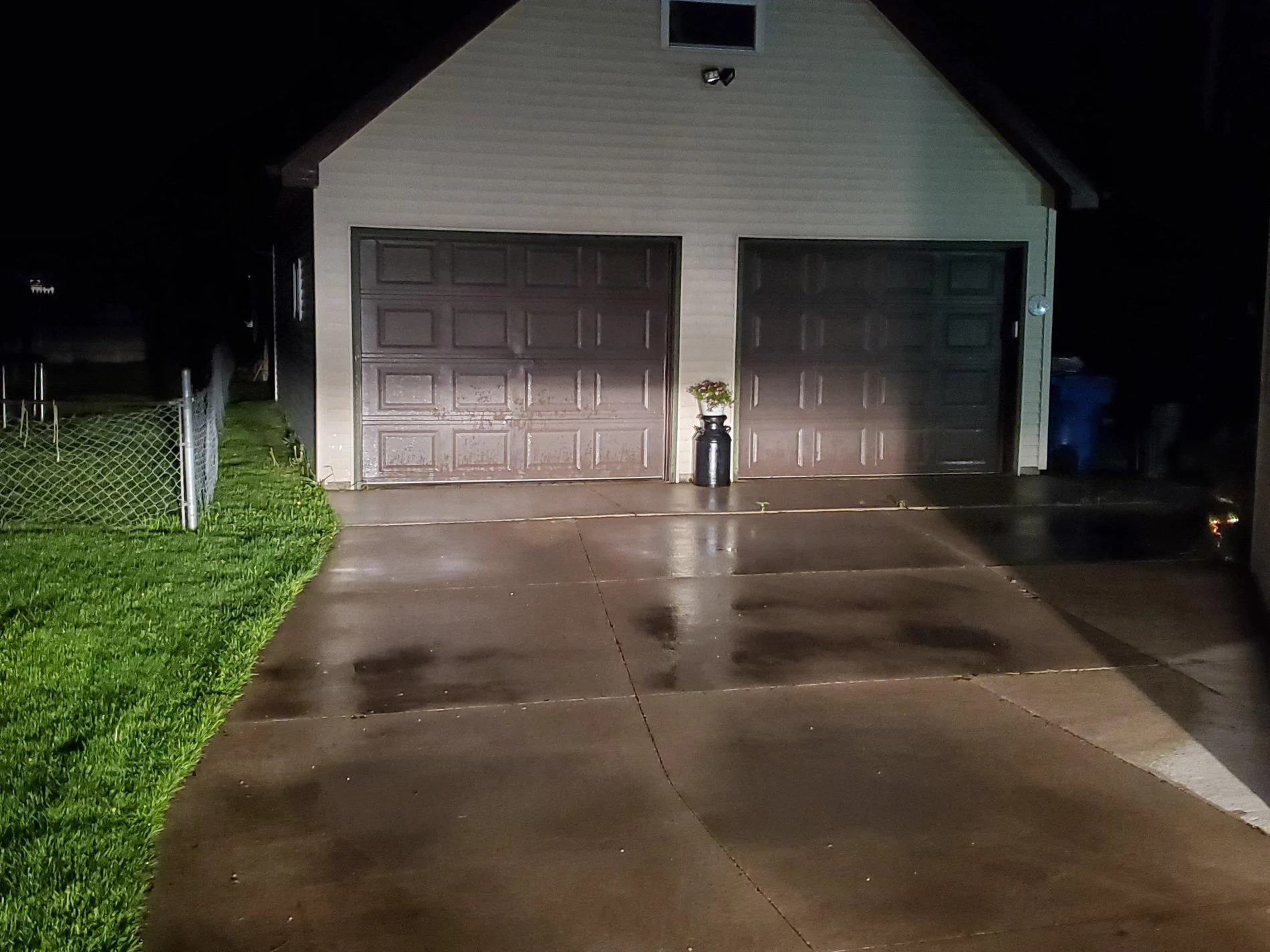 OEM Bulbs Low Beam with Fogs.jpg