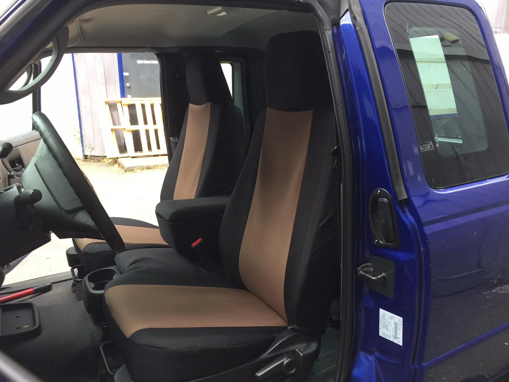Ford-Ranger-2005-Custom-Seat-Covers-Atomic-Black-TanInsert.webp