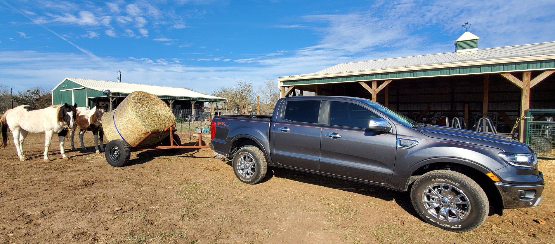 Ranger round bail trailer hay.jpg