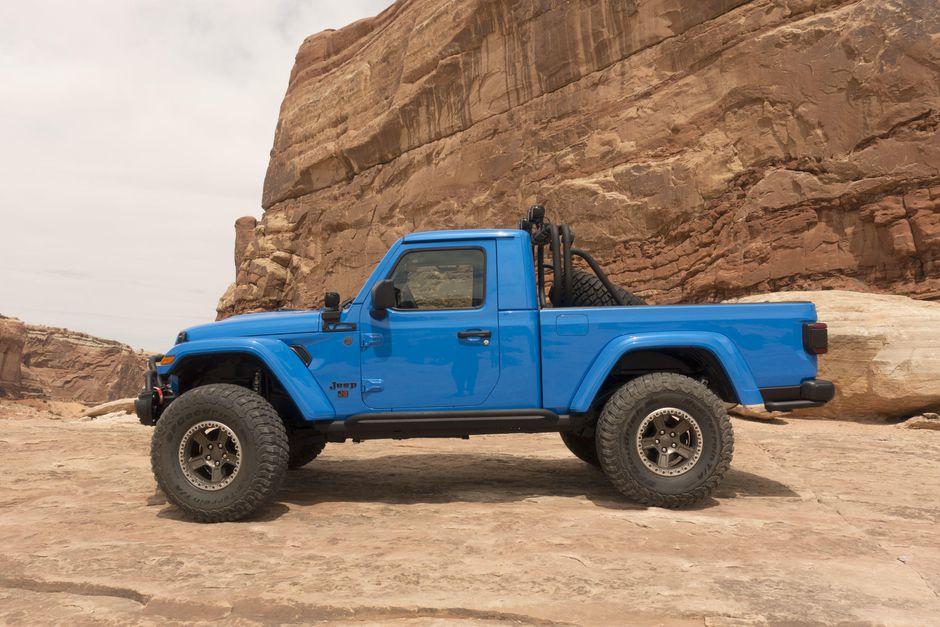 jeep-j6-25.jpg