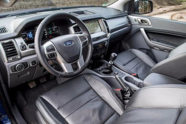 2017-Ford-Ranger-Wildtrak-interior.webp