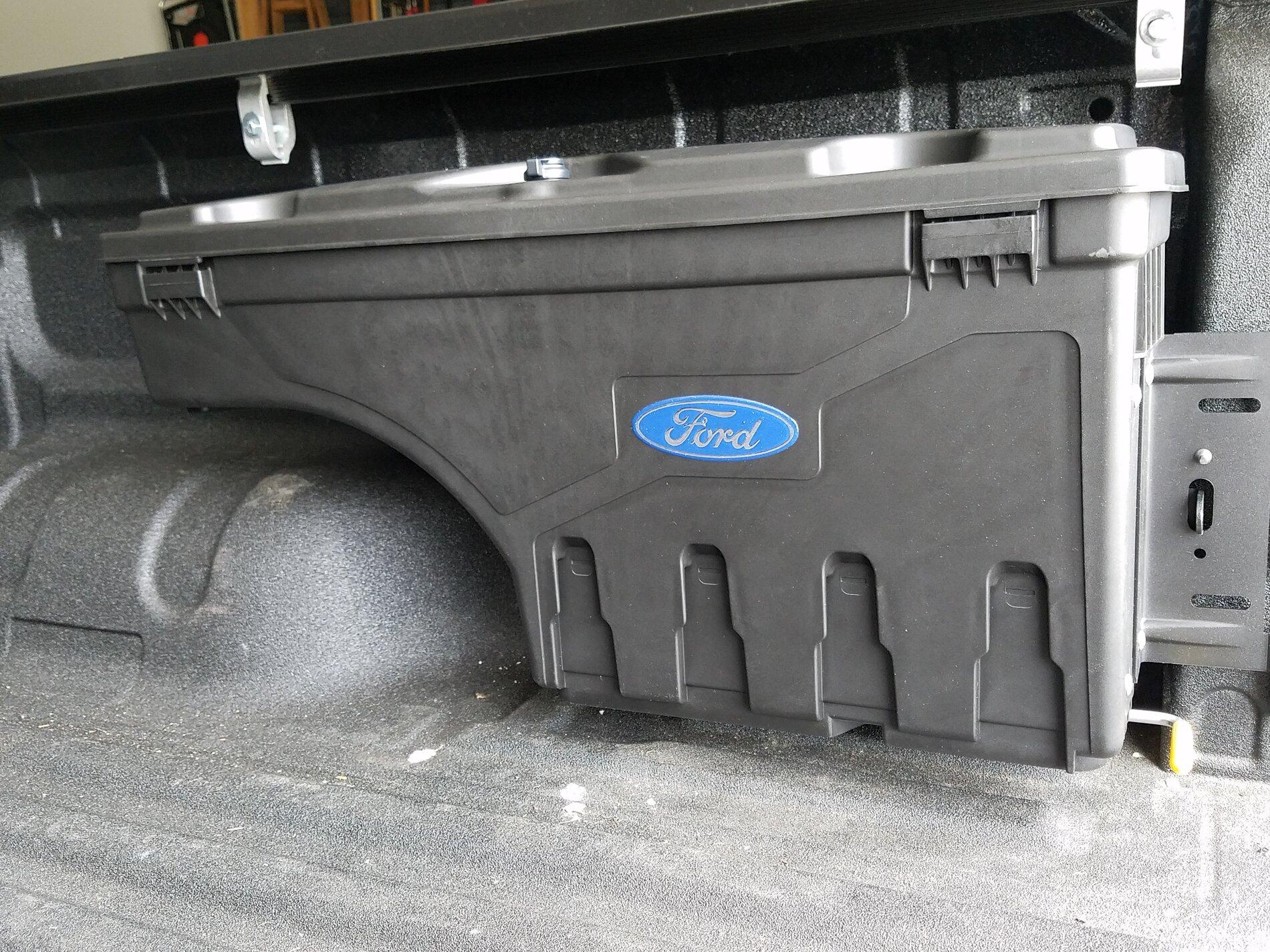 Pivot tool box installed.jpg