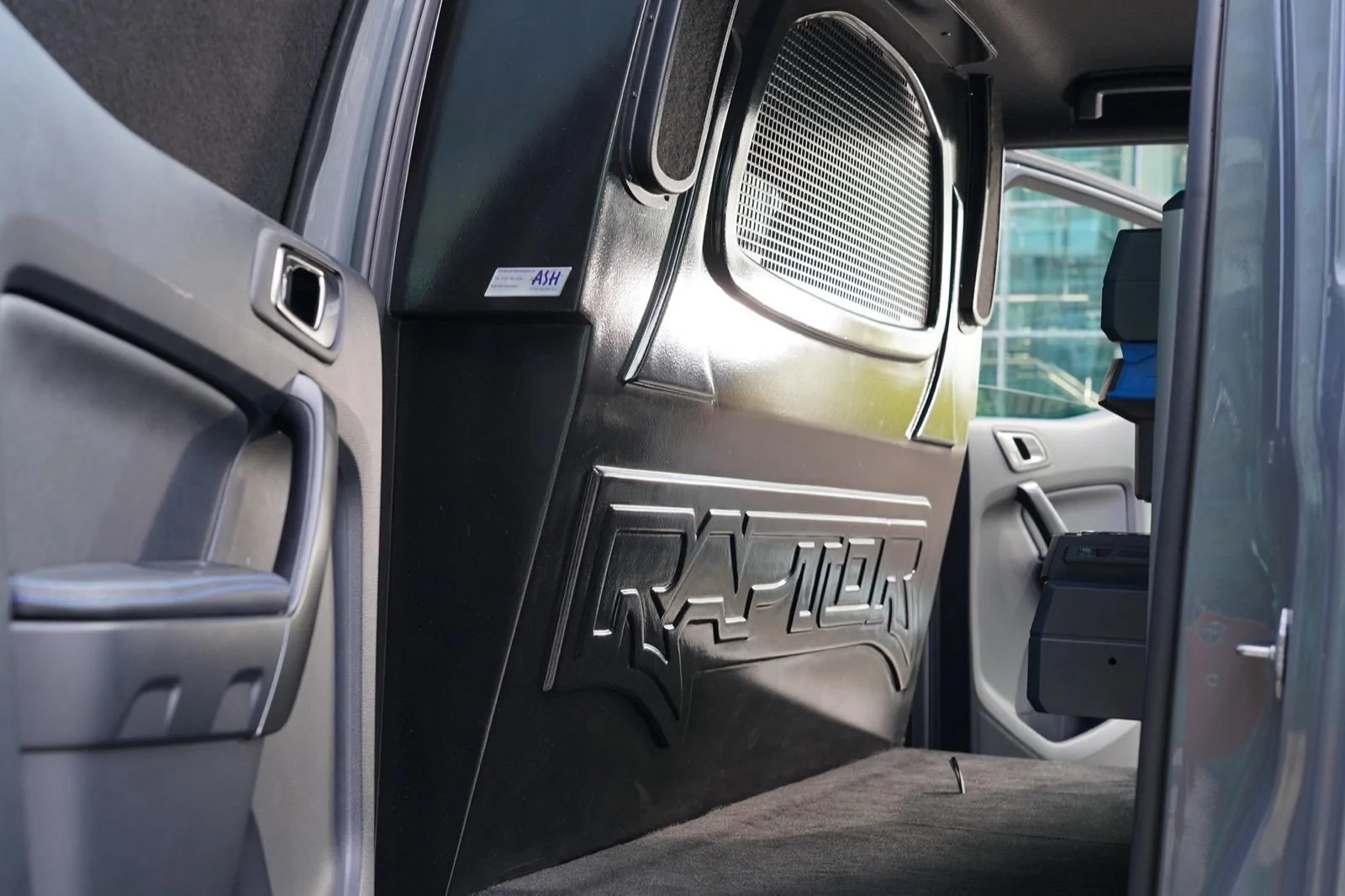 ford-ranger-raptor-nederland-bedrijfswagen-2020-970-008.jpg