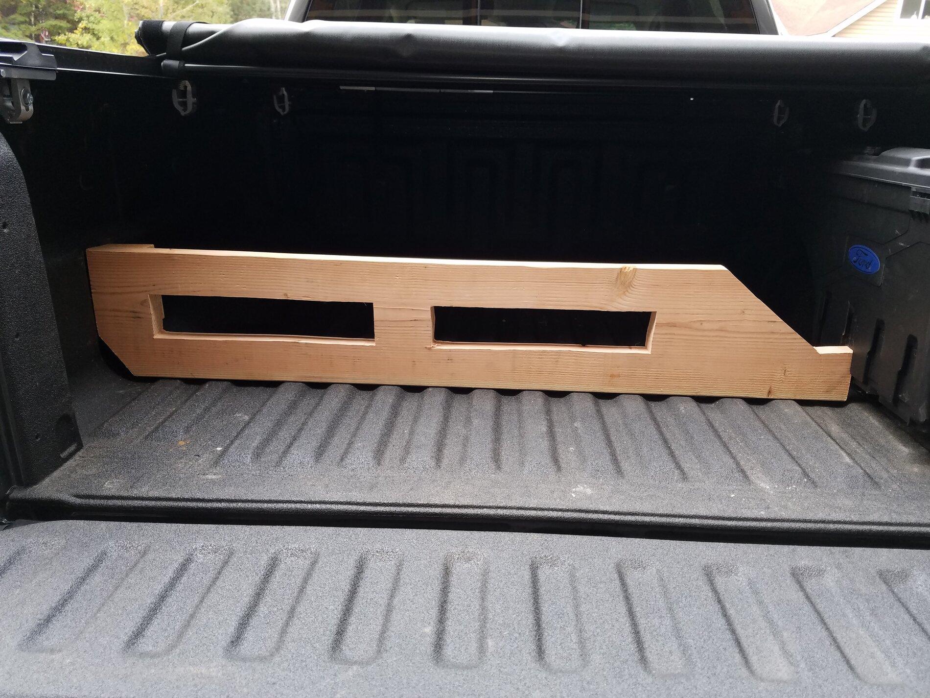 Cargo barrier.jpg