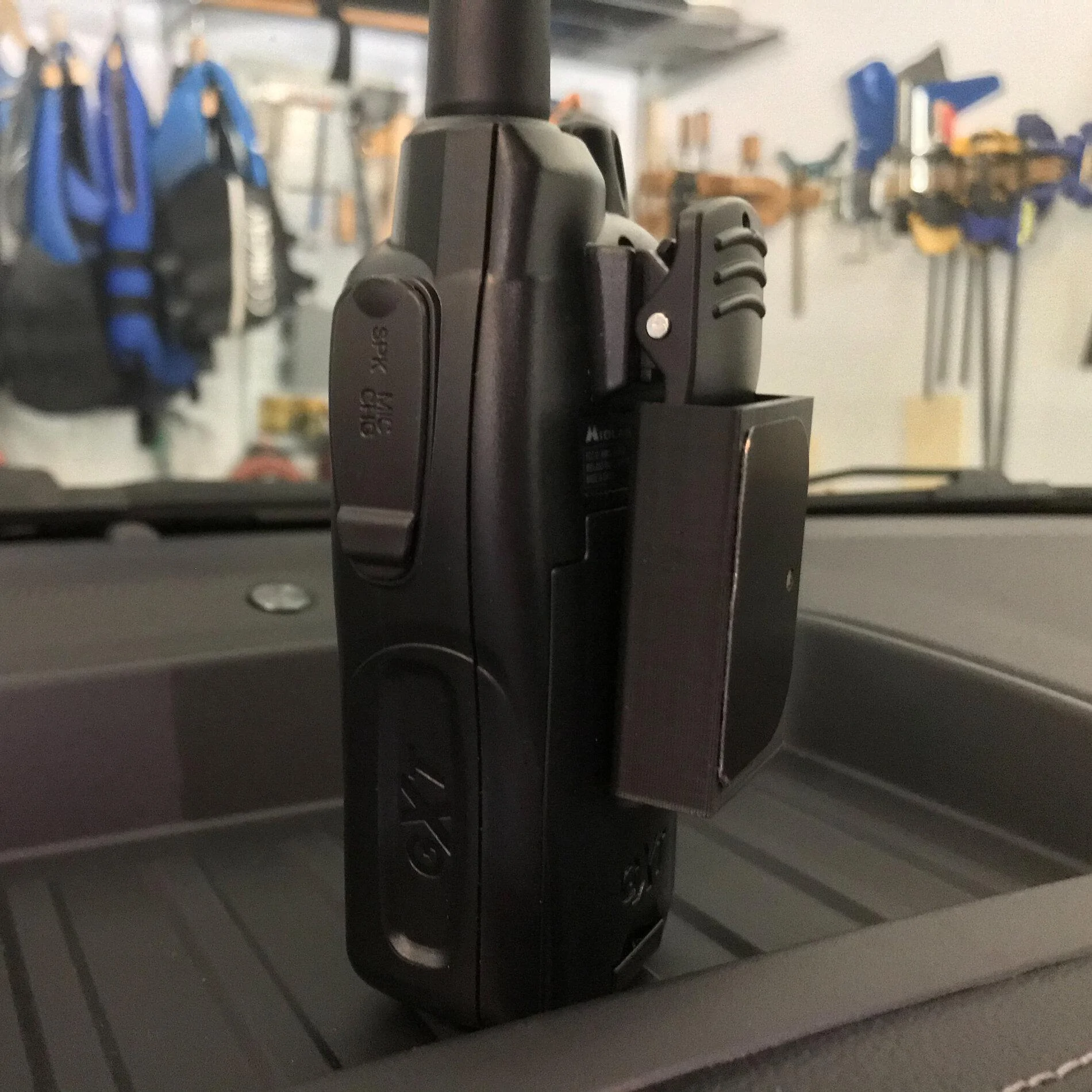 gmrs-phone-mount-1.jpg