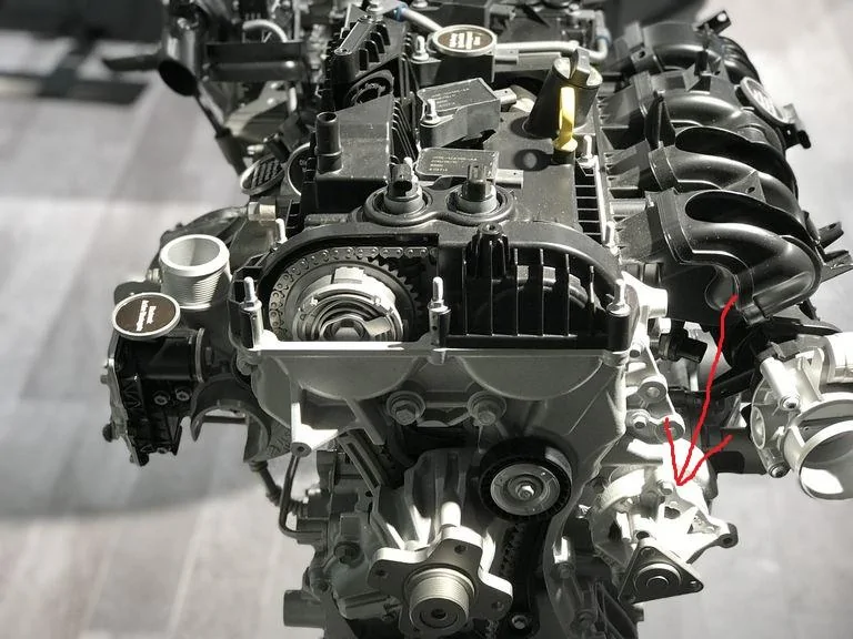 ranger-cylinder-head-and-new-fan-mount-1516635134.webp