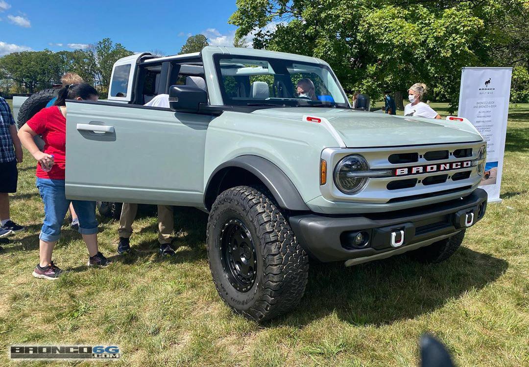 2021 Ford Bronco Employee Roundup 117467227_655201575182640_3226994505222005227_n.jpg