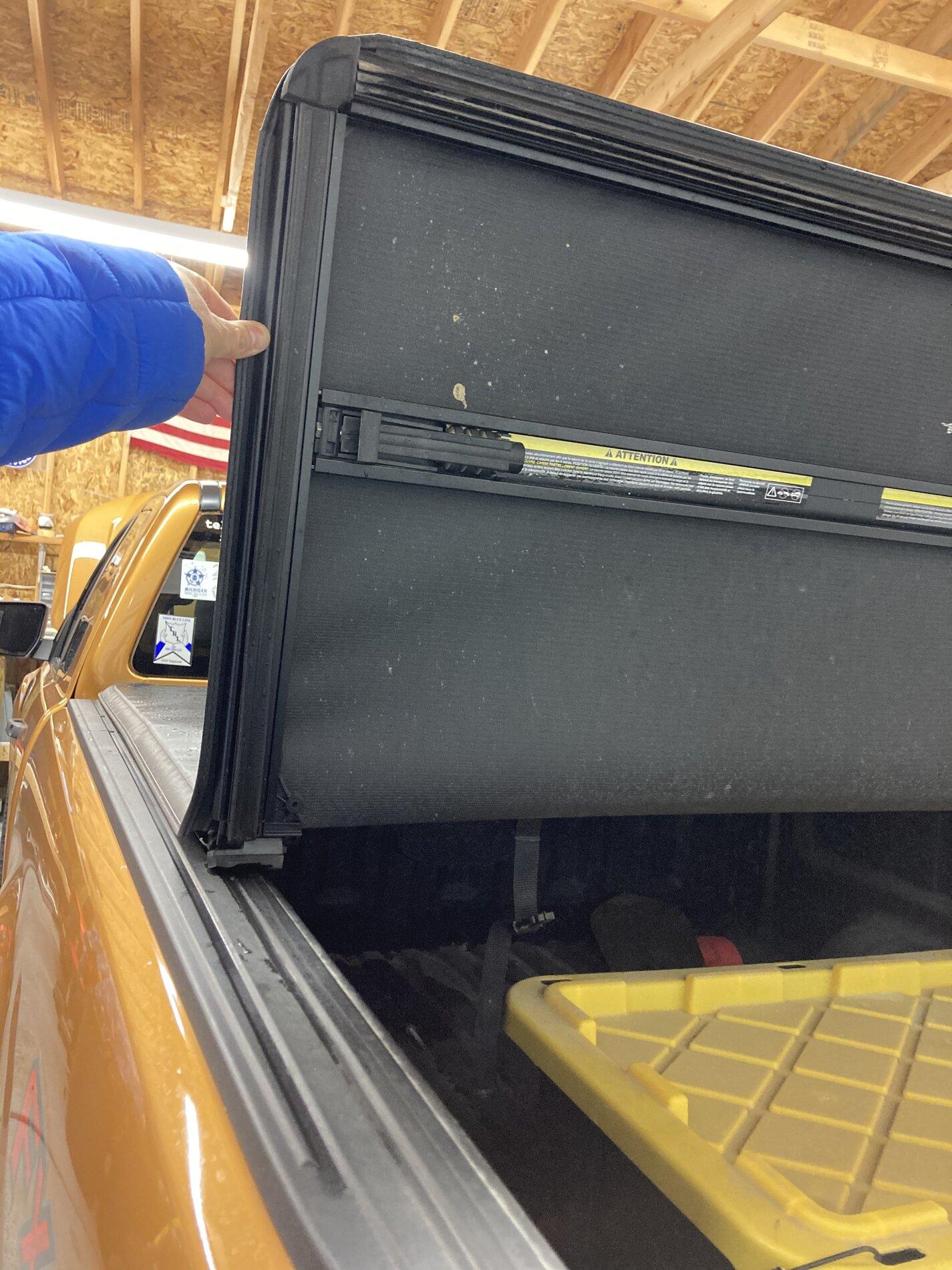 tonneau_up.jpg