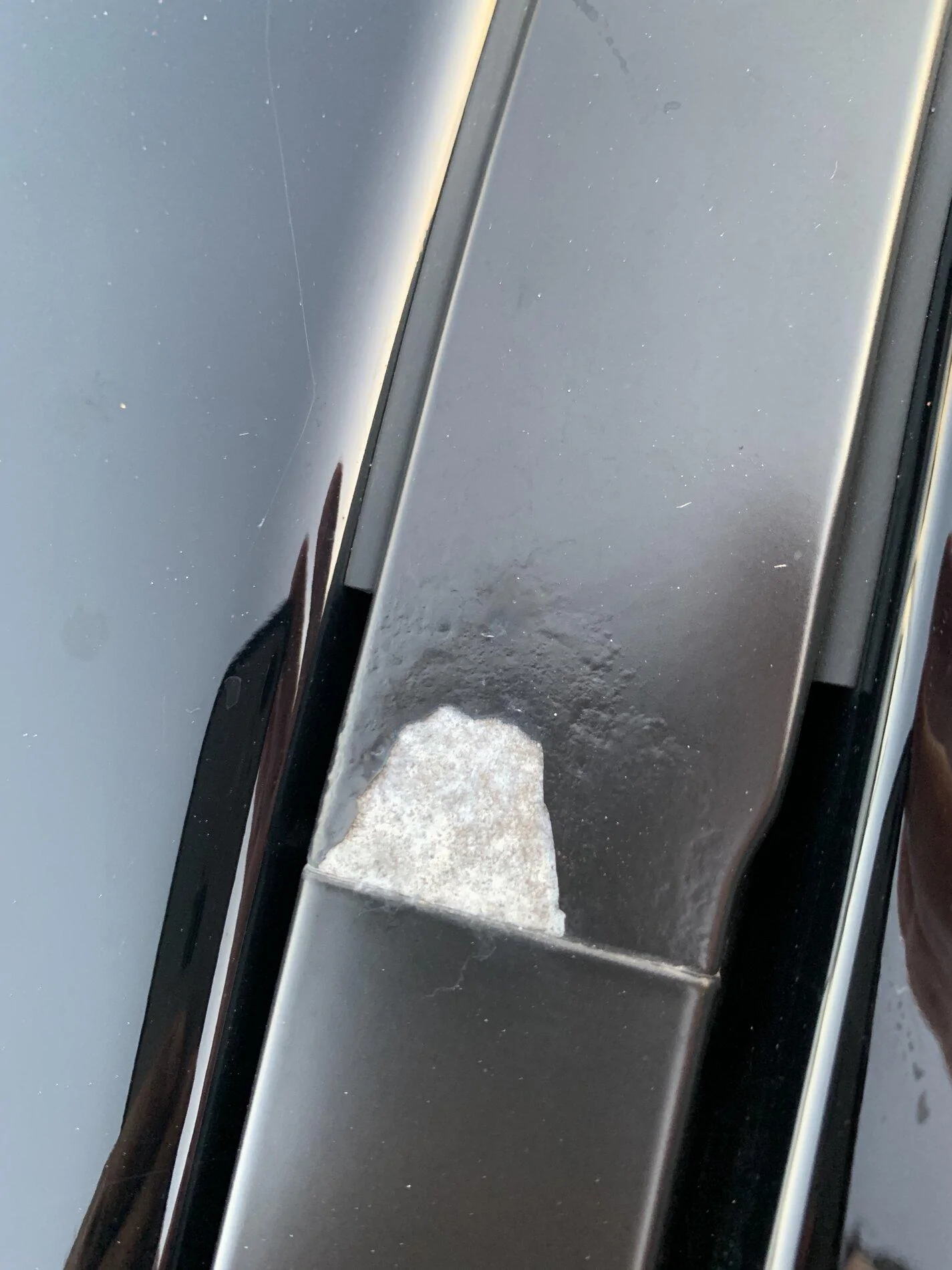 paintpeeling2.jpg