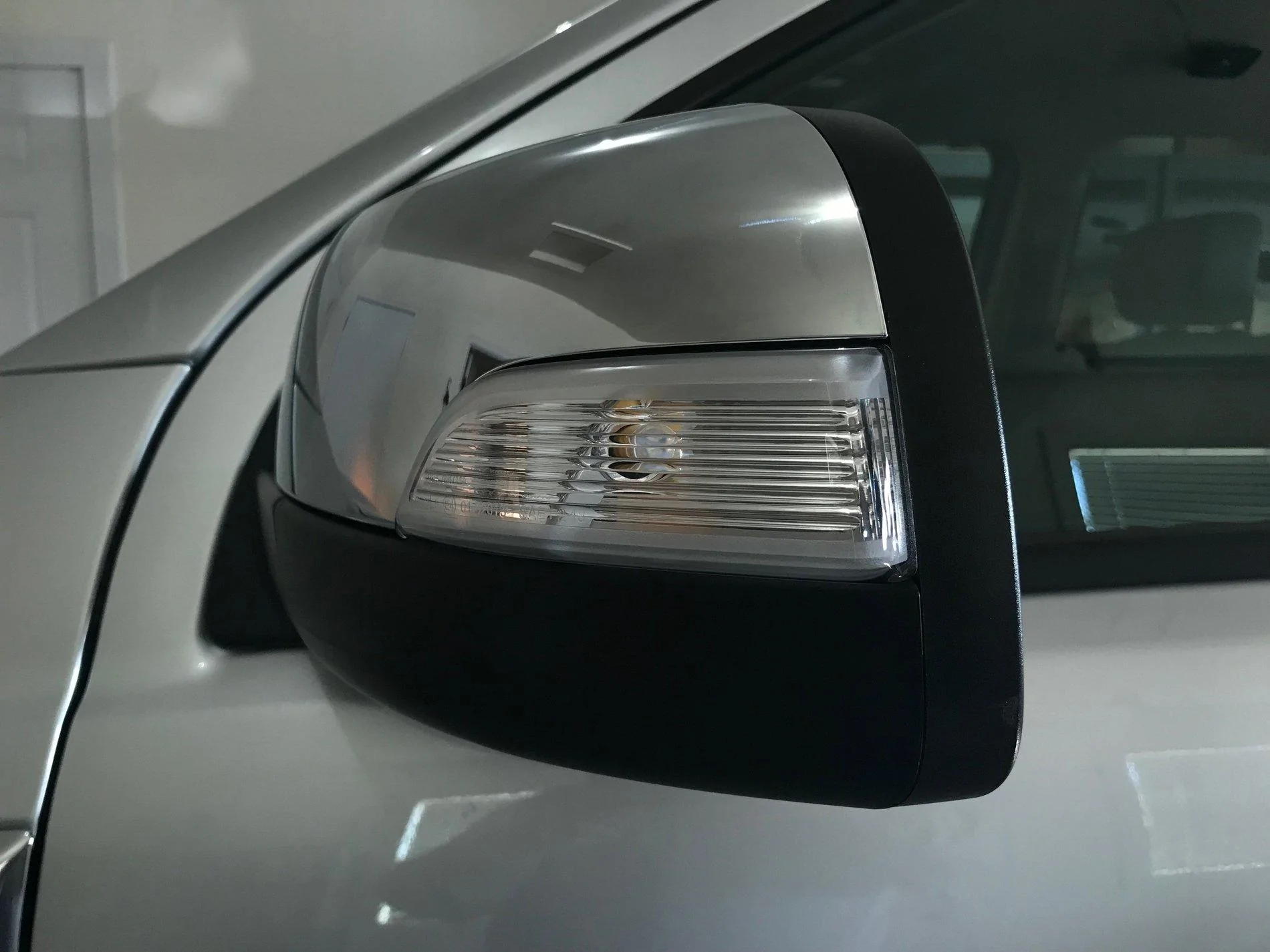 Diode Dynamics HP5 LED BULB AMBER OFF.webp