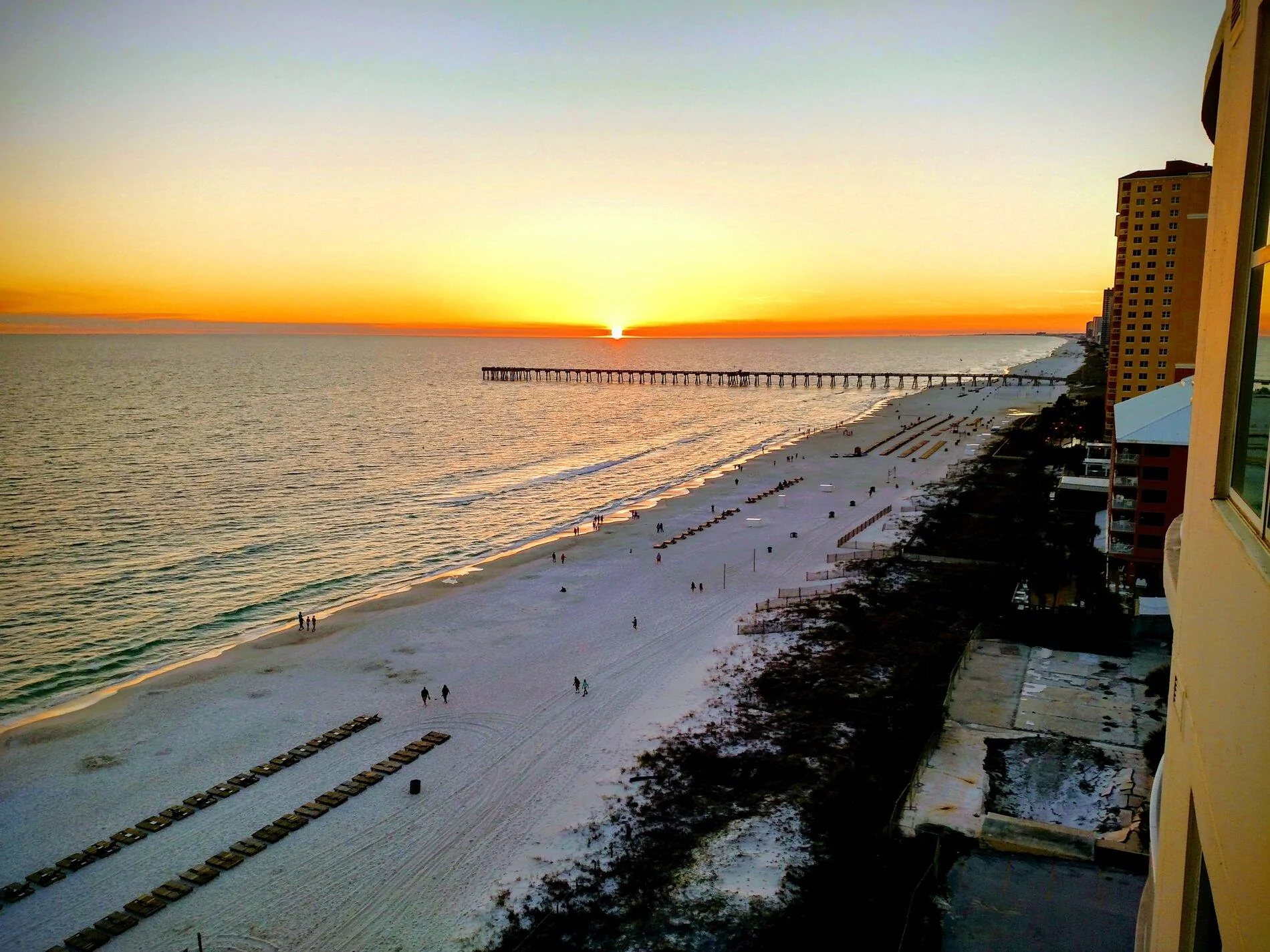 beach sunset.webp