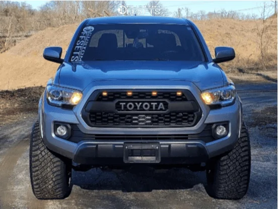ma-toyota-supreme-leveling-kit-vision-rocker-black.png