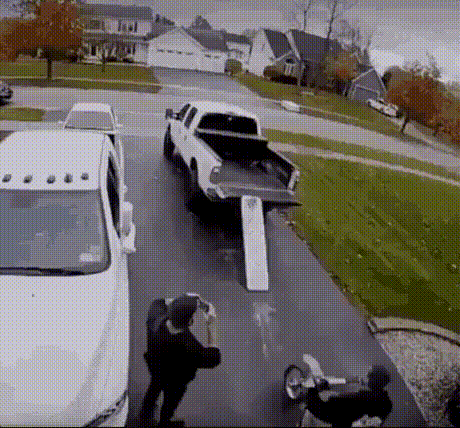 B541FECA-A092-41D2-882D-58871142A8B1.gif