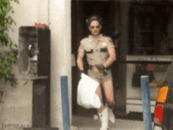 P0Qi9vz.gif