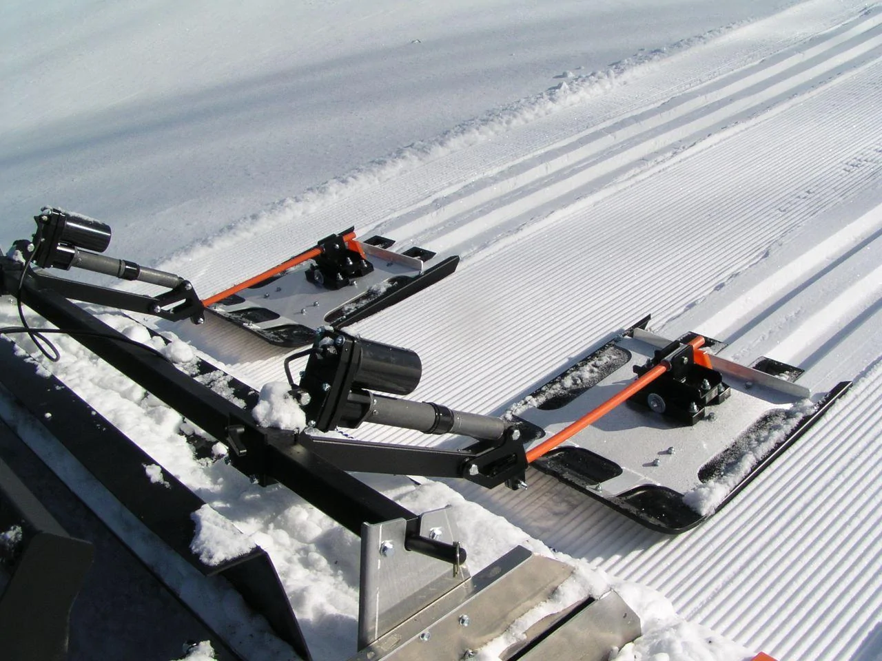 ginzutracksetter.jpg