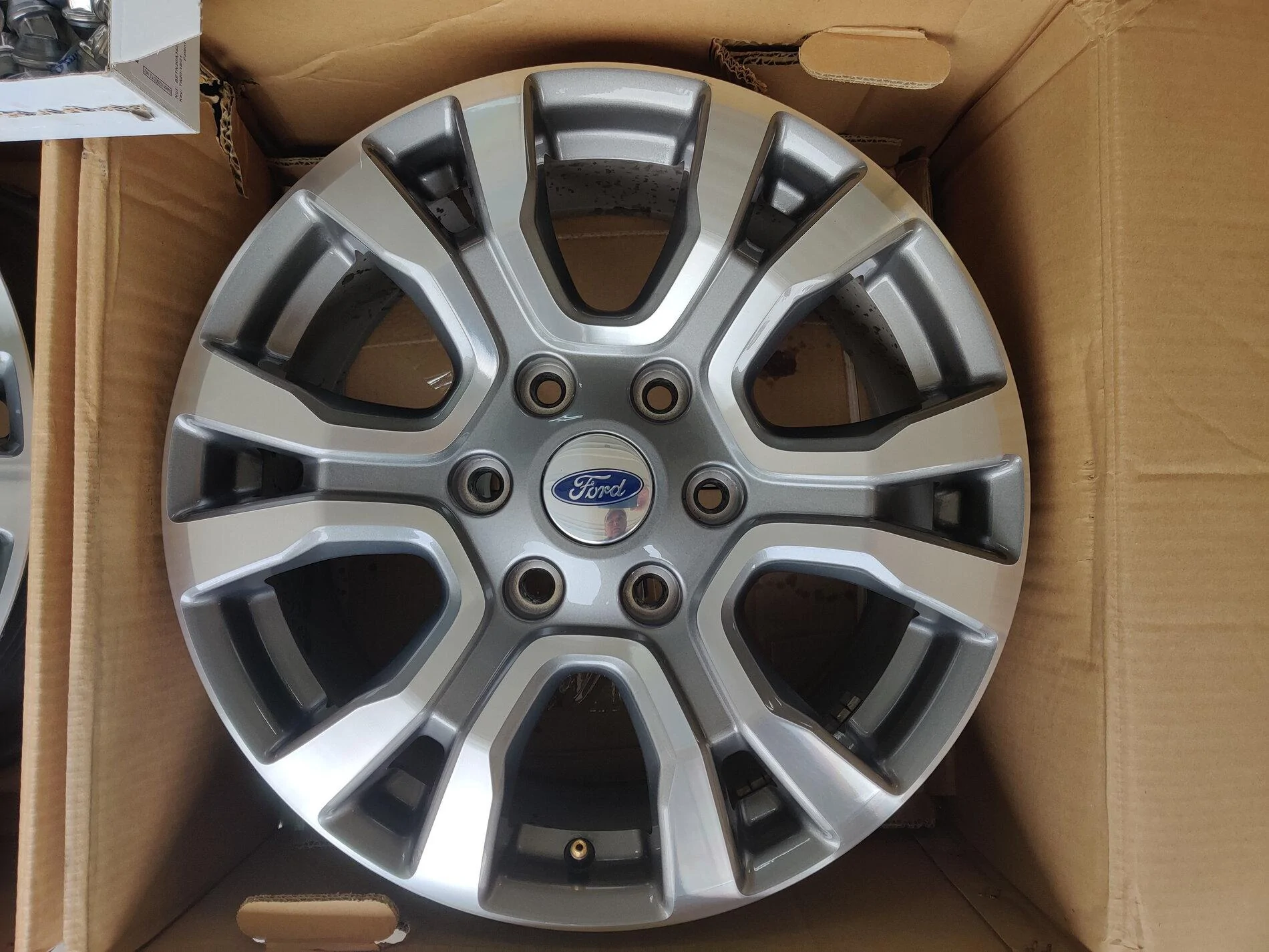 2019-FORD-RANGER-18x8-OEM-10232-WHEELS-1.jpg