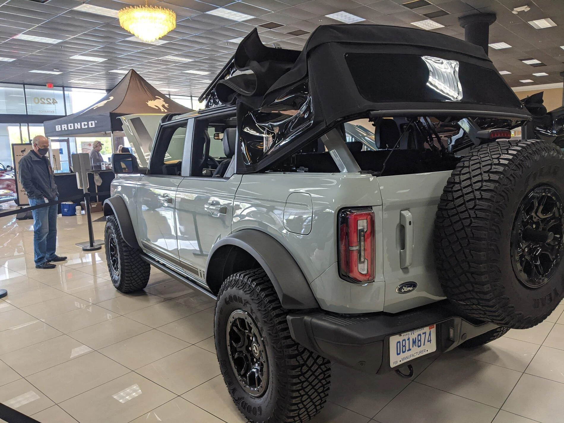 bronco (2).jpg