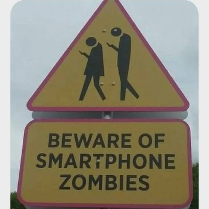 Smartphone Zombies.webp