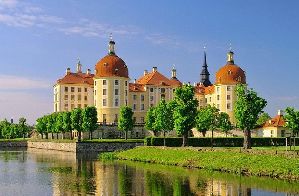 Moritzburg-Castle.jpg