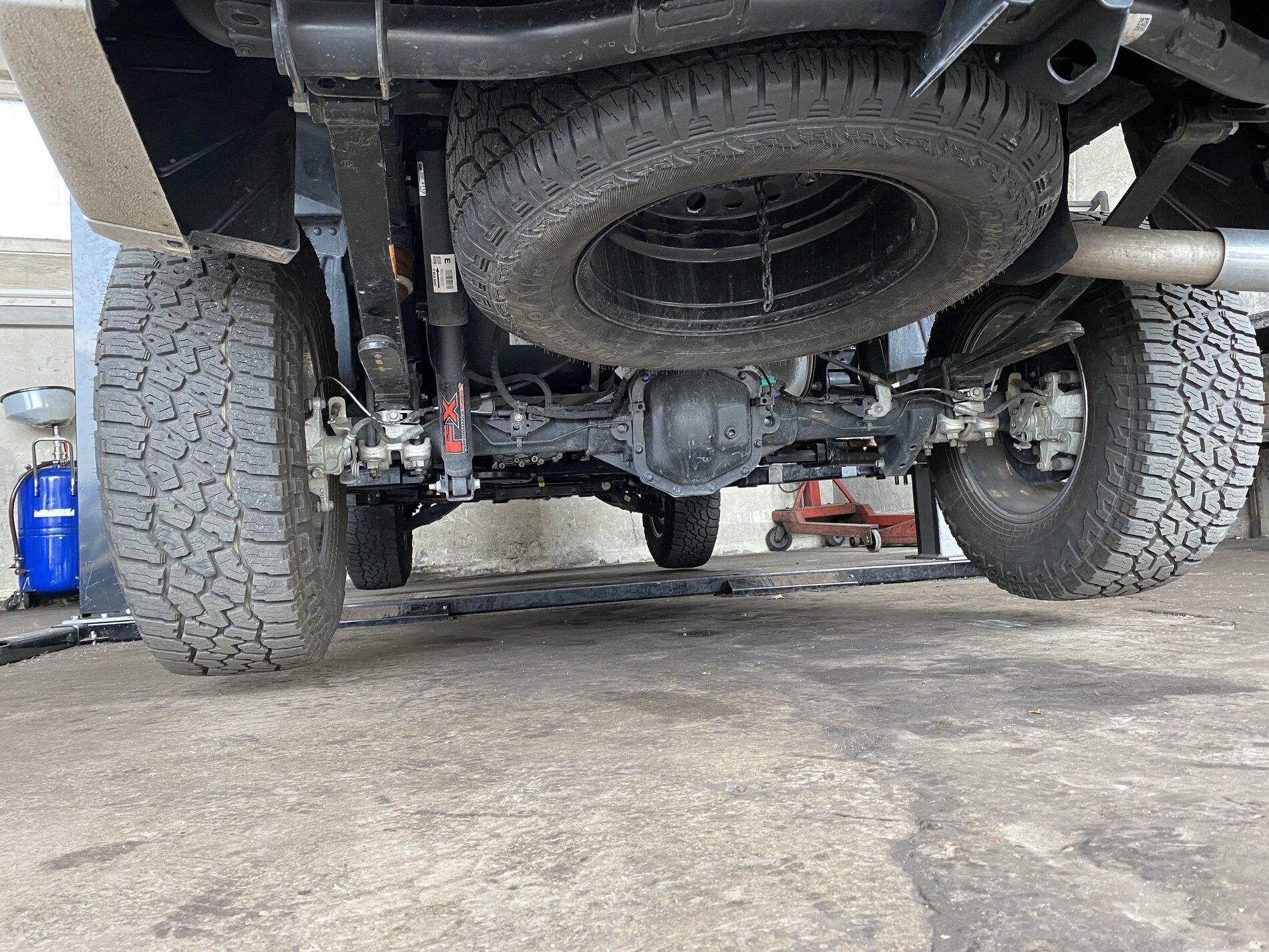 Ford Ranger rear axle suspension.JPG