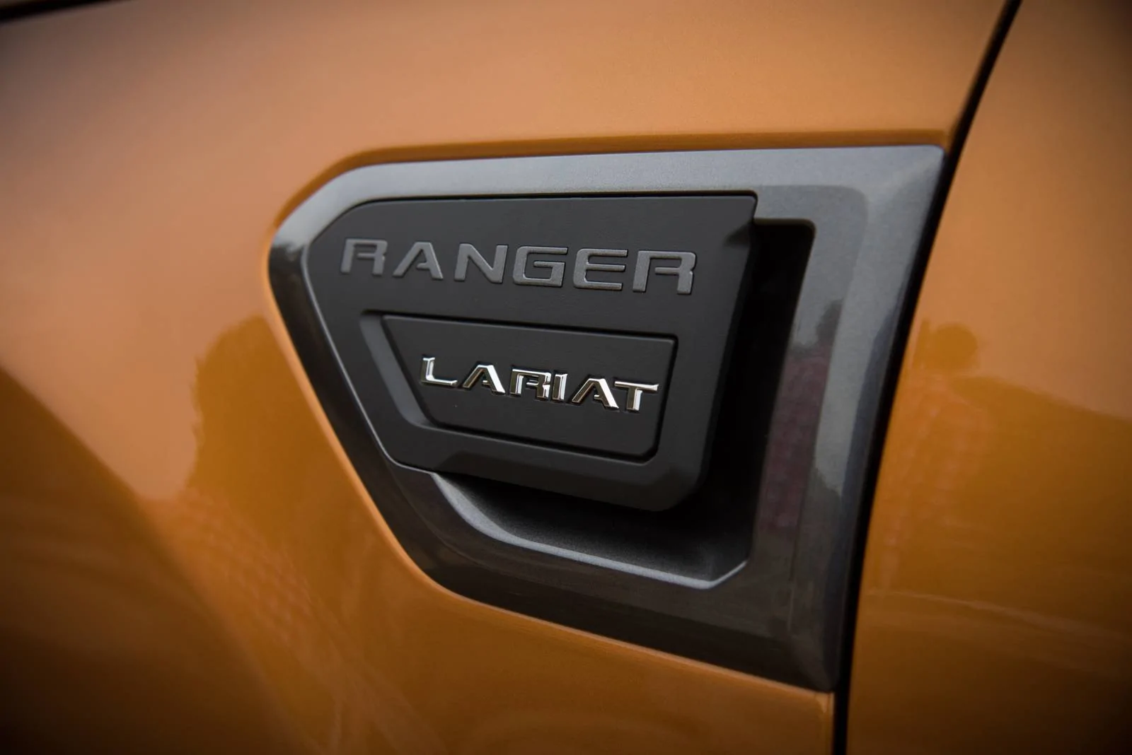 2019-Ford-Ranger-SuperCrew-Lariat-4x2-Fender-Vent.jpg