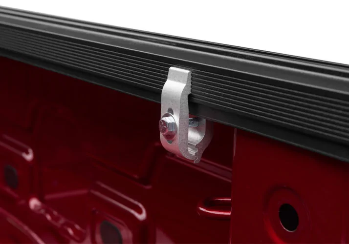 images_product_imgs_HRO_Elevate_19Chevy_Silverado_Details_02Clamp_h500_q80.jpg