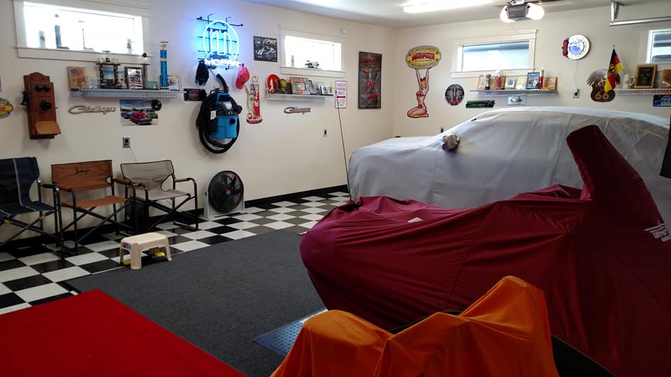 Mancave3.jpg