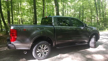 Magnetic Lariat Stone Interior