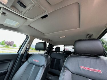 2022 Lariat Tremor Sunroof